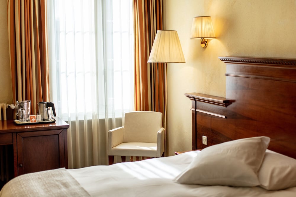 Hotel Reine Victoria 44/87