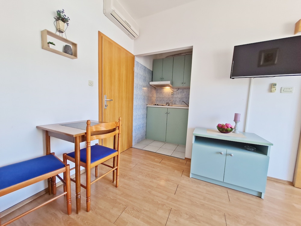 APARTMENTS ROOMS PORAT 24/47