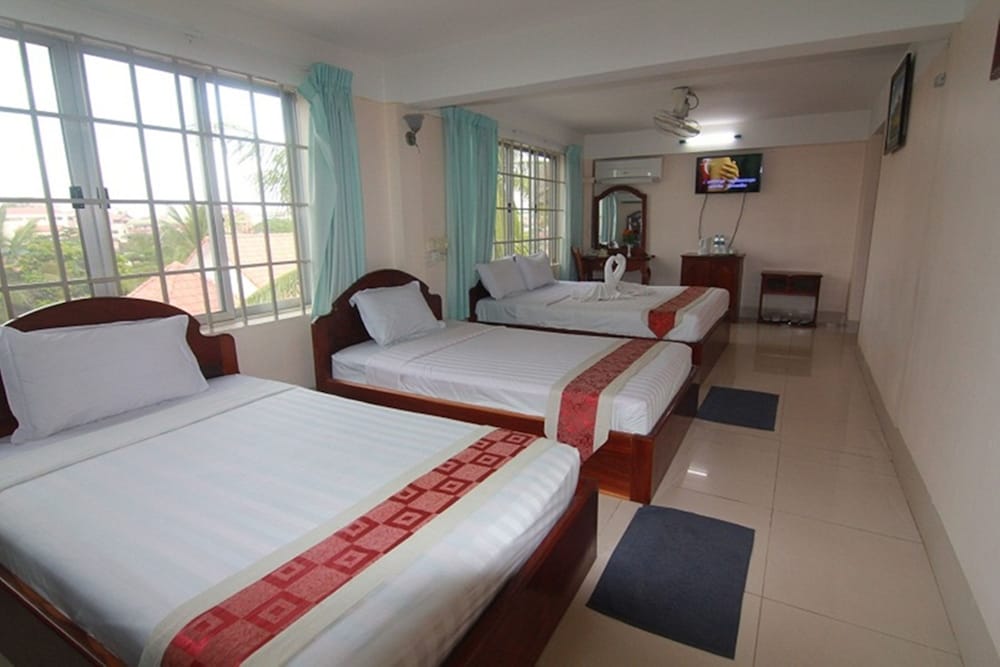 Siem Reap Riverside Hotel 31/67