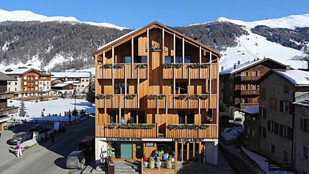 Hotel Larice Suite&Breakfast 1/60