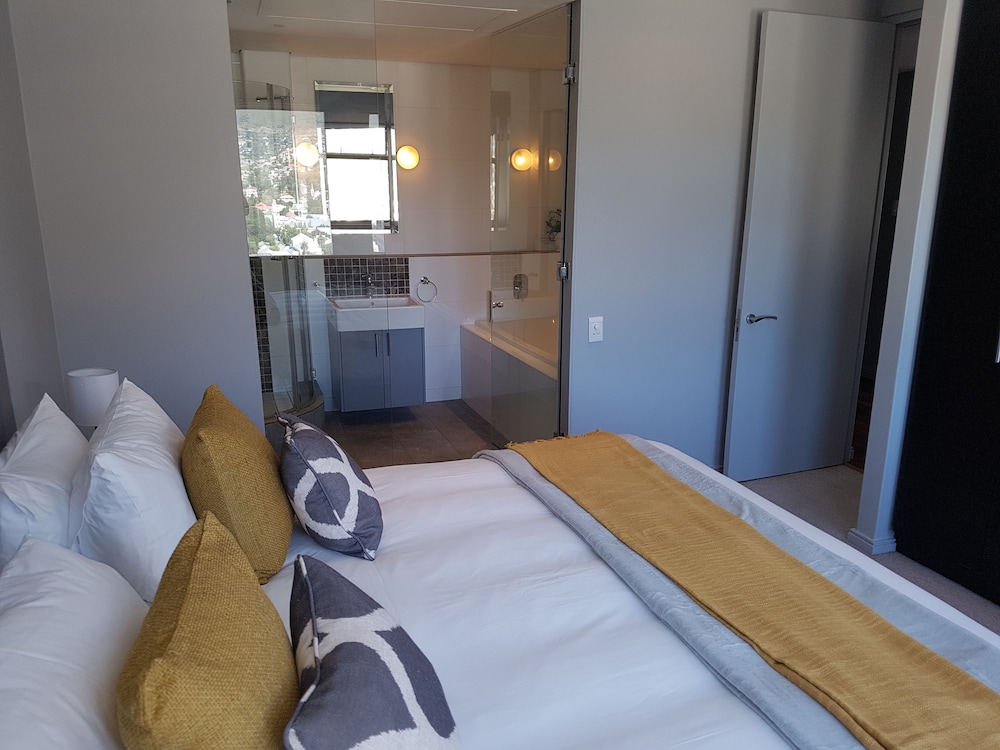 ITC Hospitality Group Two Bedrooms Cartwright's Corner 5/45