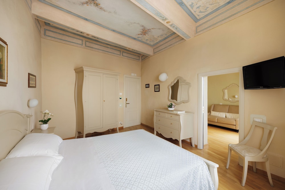 Relais I Miracoli 10/50
