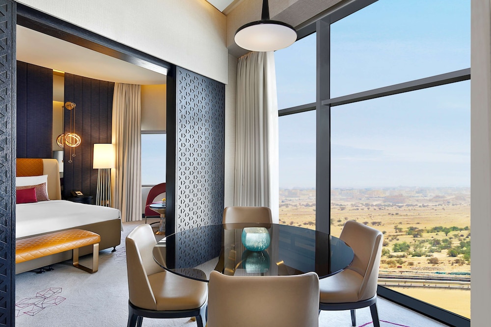 Alrayyan Hotel Doha Curio Collection By Hilton 19/74