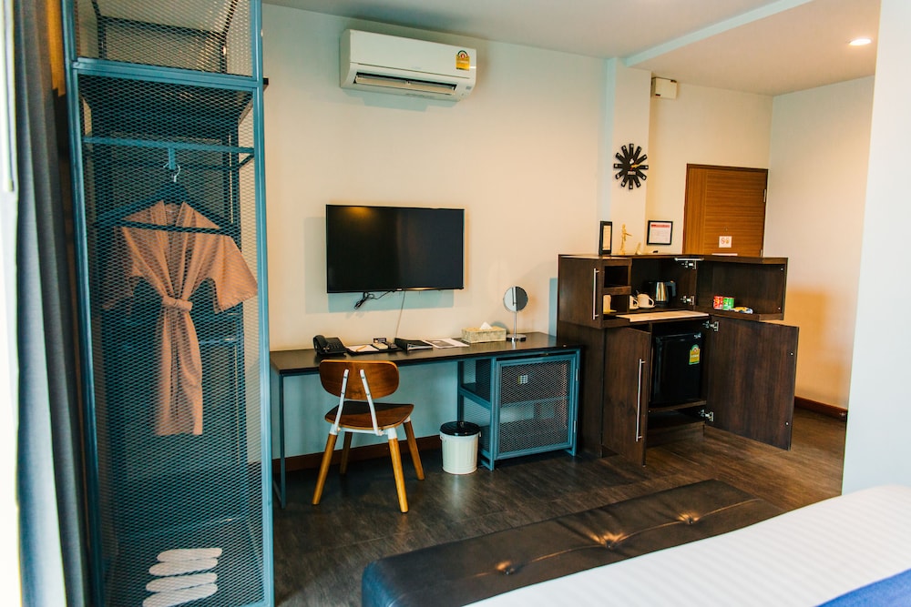 Wealth Boutique Hotel 66/71