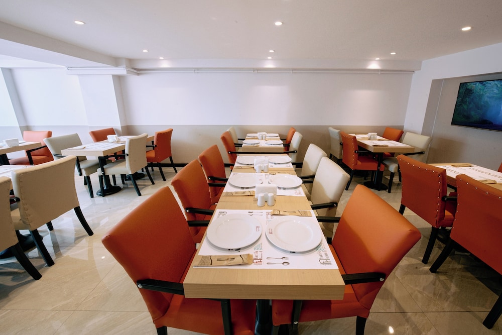 Osmanbey Fatih Hotel 40/50
