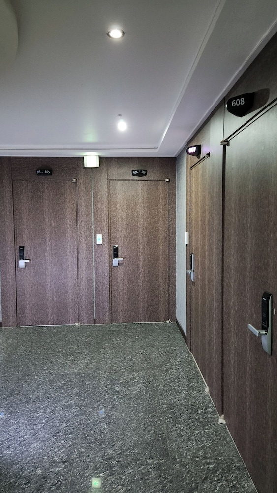 Galleria Hotel 26/50
