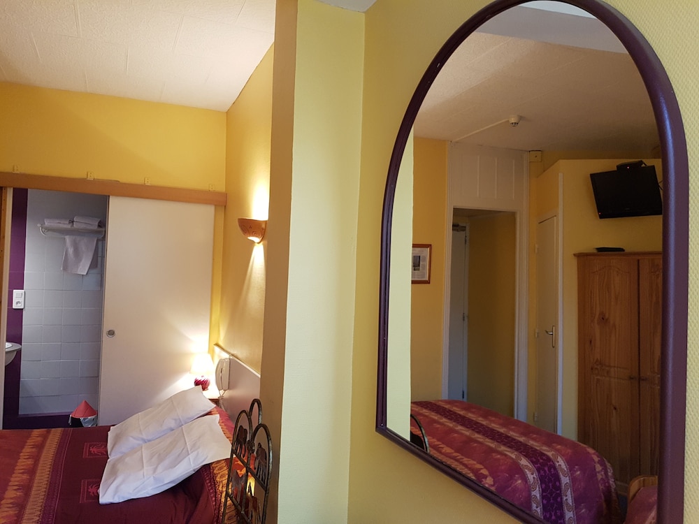 Hôtel Du Centre 12/39