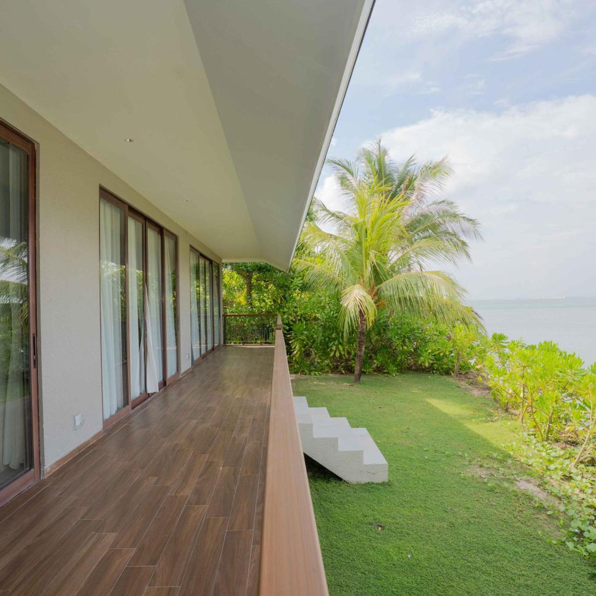 Riahi Villas by Swiss-Belhotel, Nirup Island 50/58