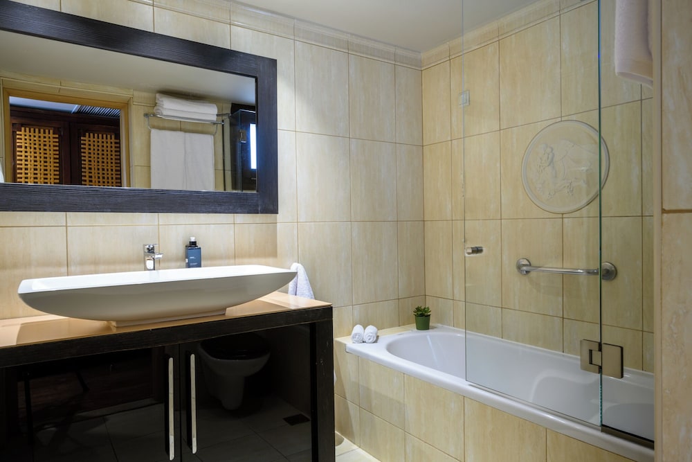 Elisso Hotel 46/50