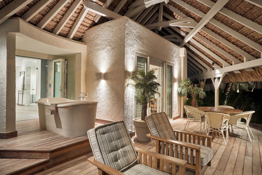 LUX Grand Gaube Resort and Villa 40/80