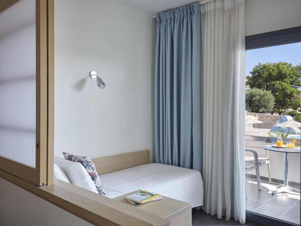 Atlantica Mikri Poli Rhodes 35/65