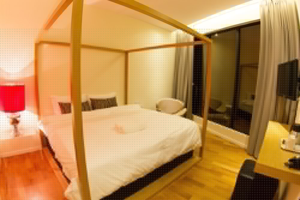 Mood Hotel 24/71