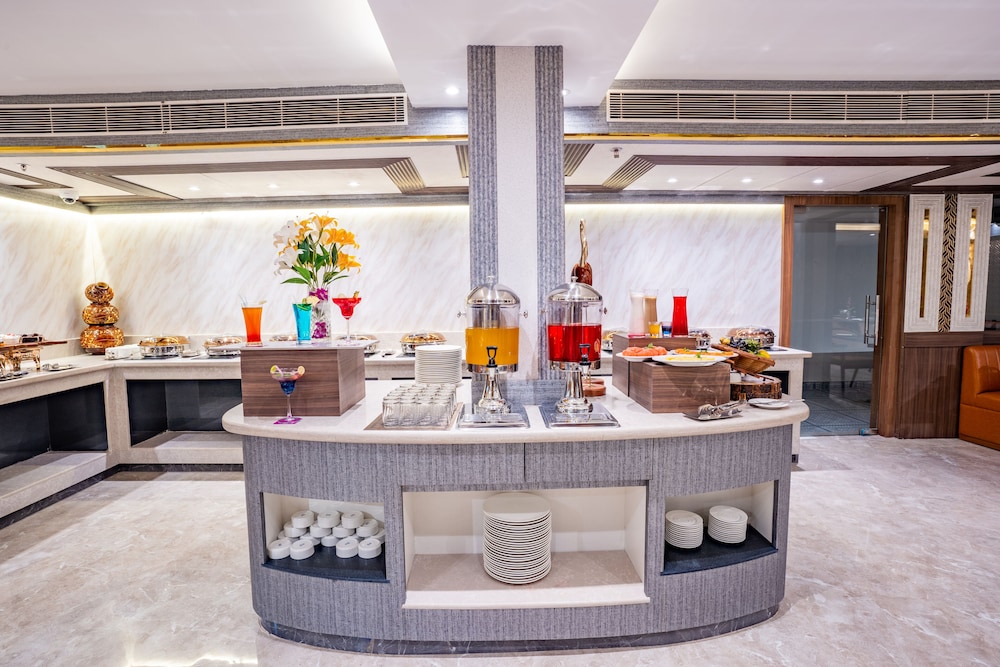 Regenta Inn Gurugram 42/50