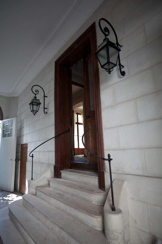 La Maison Jules 10/50