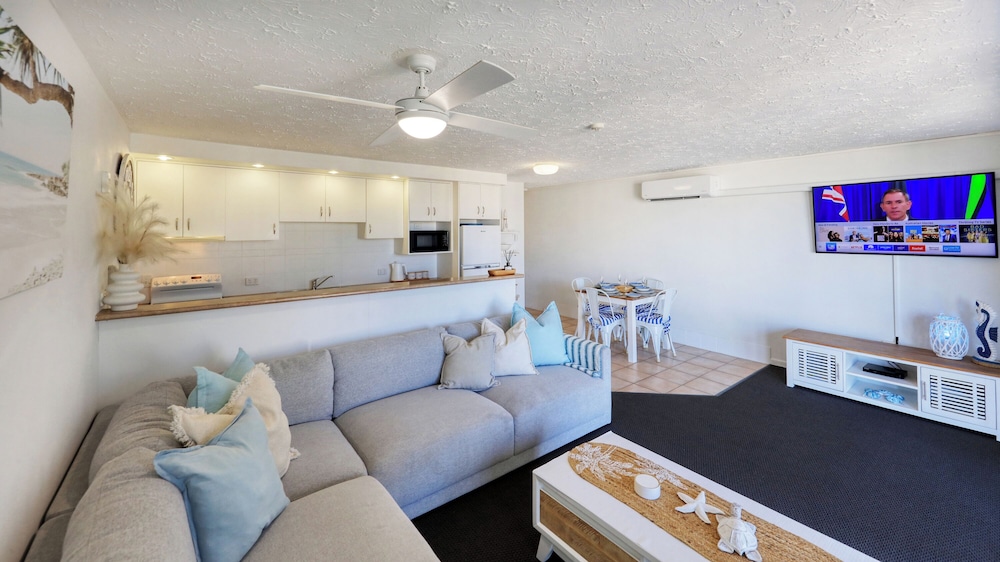 MERRIMA COURT HOLIDAY APARTMENTS 54/74