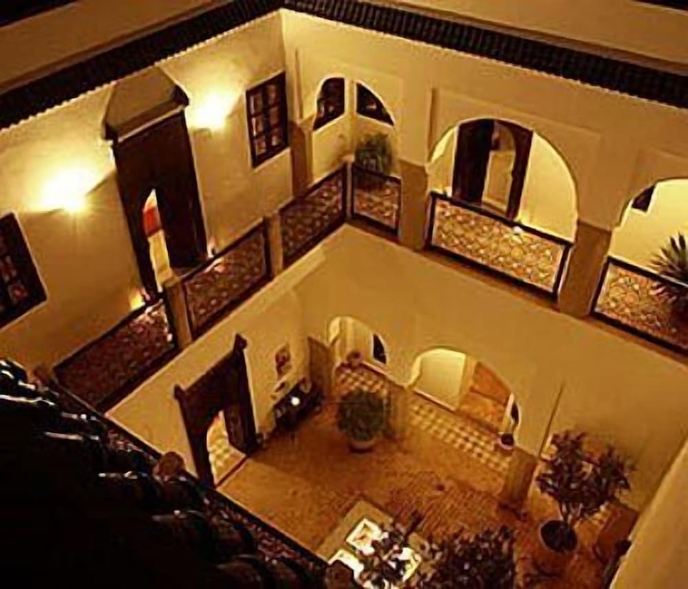 Riad Magellan 2/65