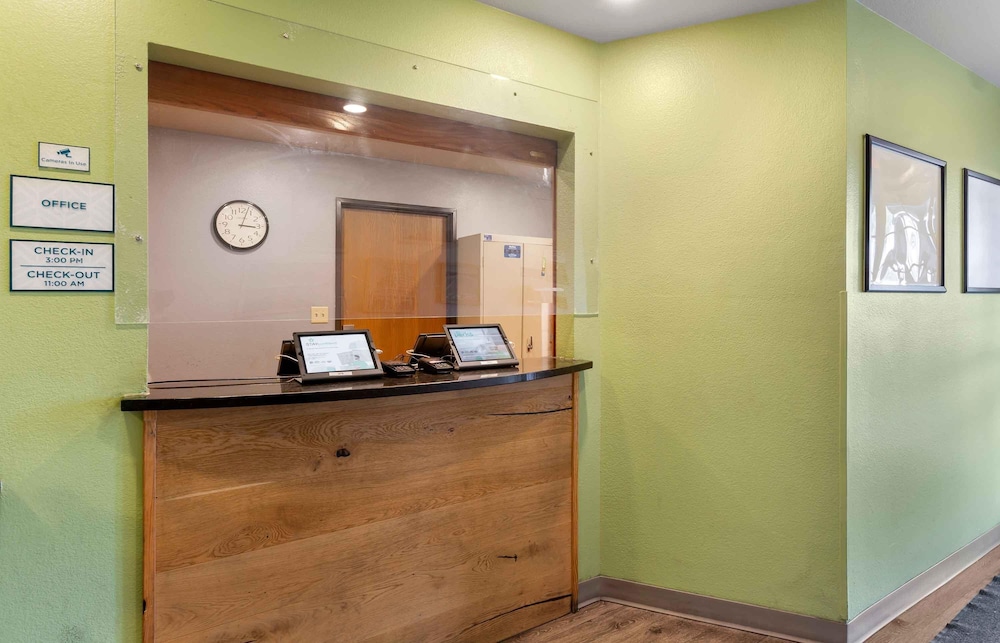 Extended Stay America Select Suites - Phoenix - West 9/52