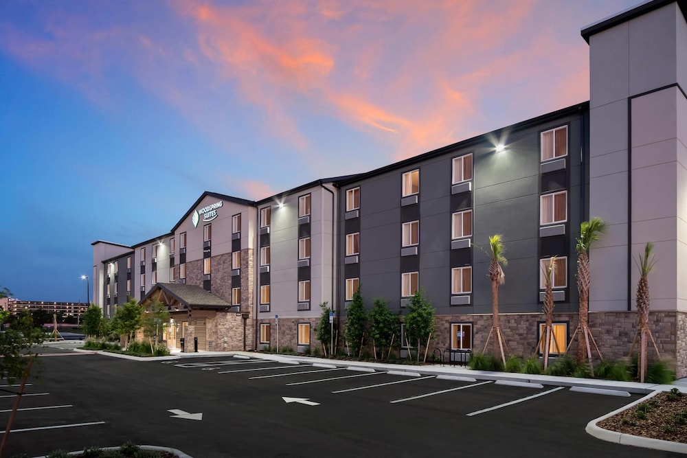 WoodSpring Suites Orlando I-4 & Convention Center 18/19