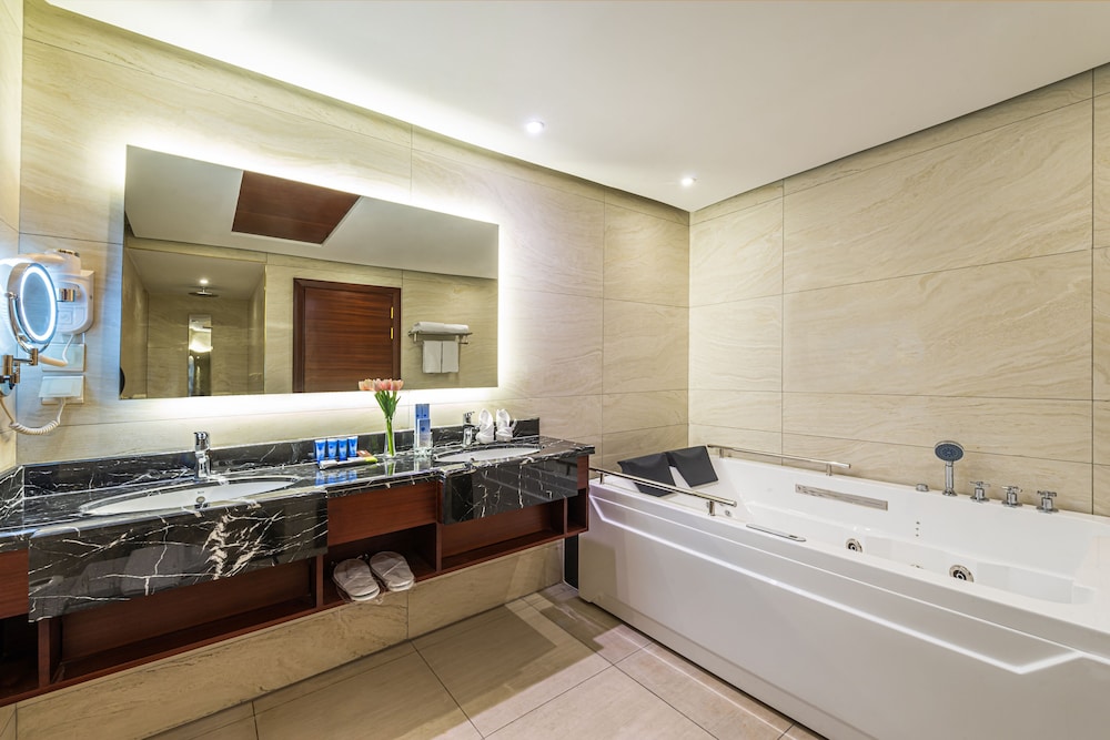 فندق بلو دايموند(Blue Diamond hotel) 34/36