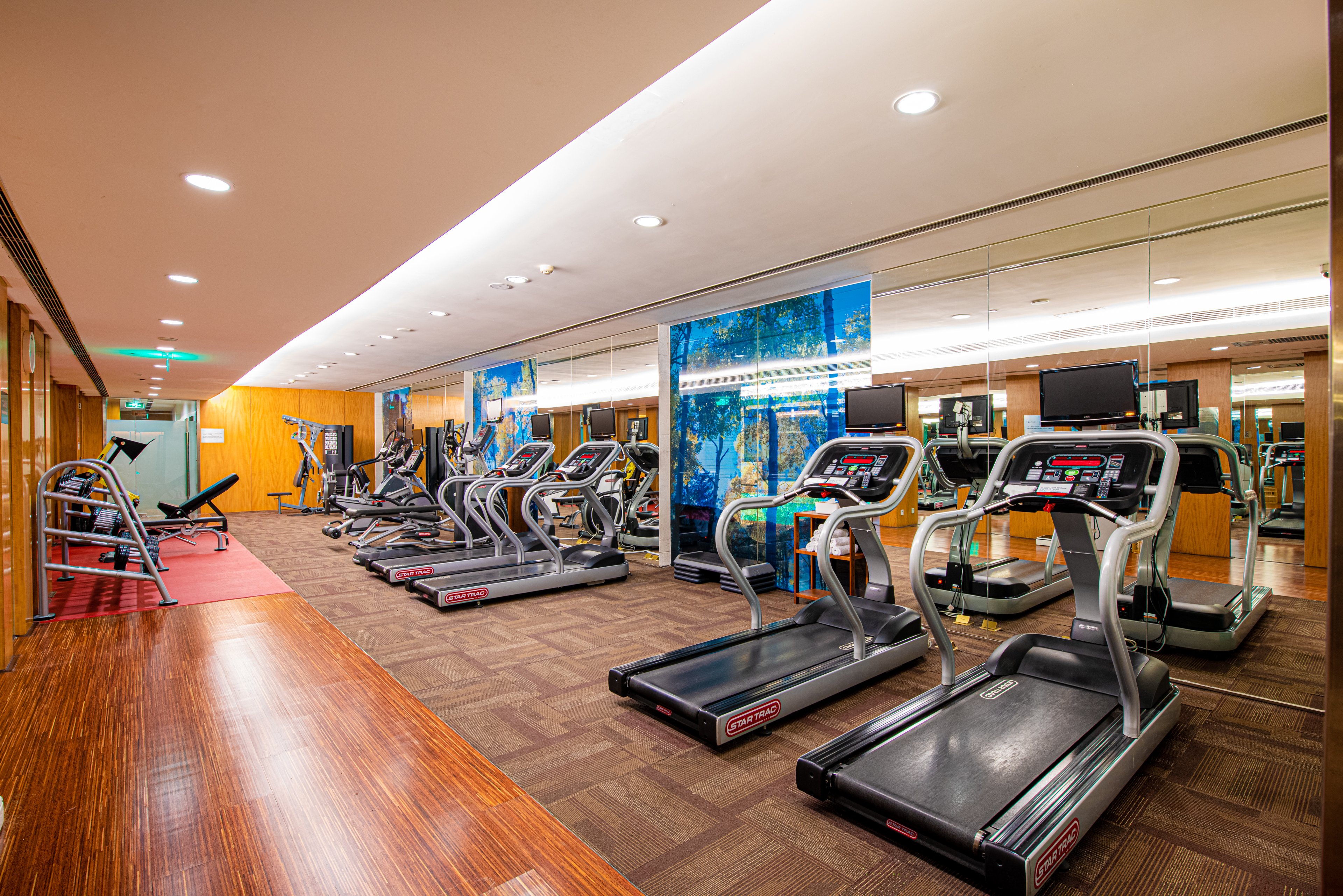 Holiday Inn Qingdao City Centre 27/50