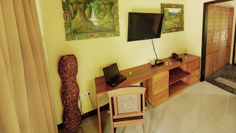 Villa Latebra 11/27