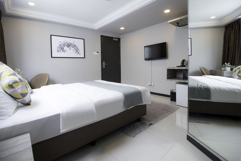 Harbour Ville Hotel 31/61