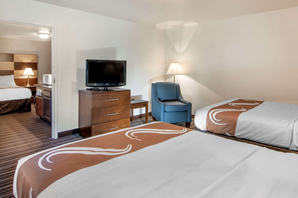 Quality Inn Central Roseburg 7/30