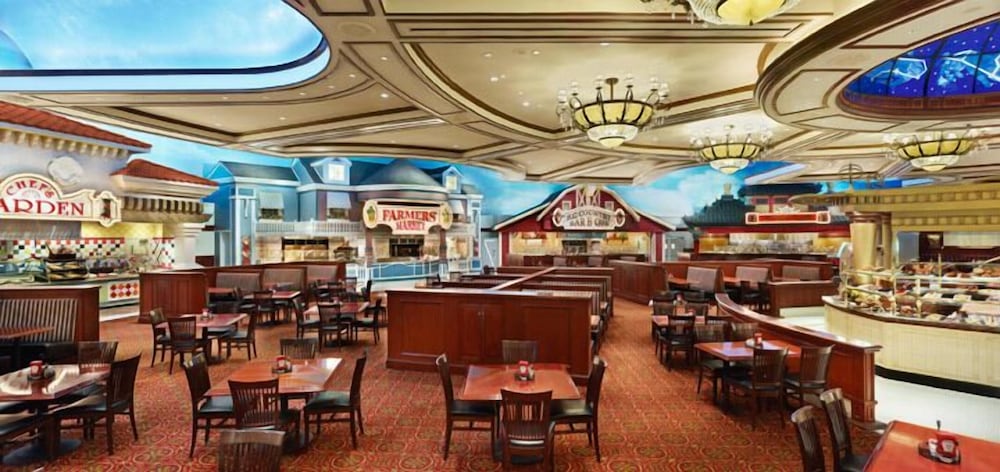 Ameristar Casino Hotel Kansas City 33/48