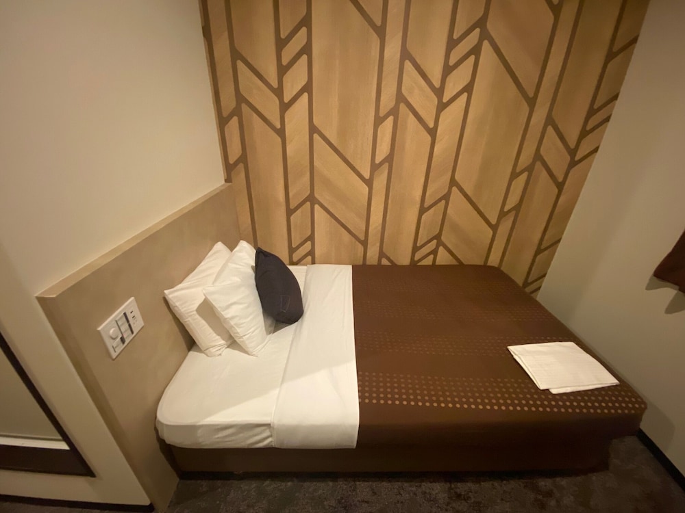 Hotel LiVEMAX Esaka 24/43