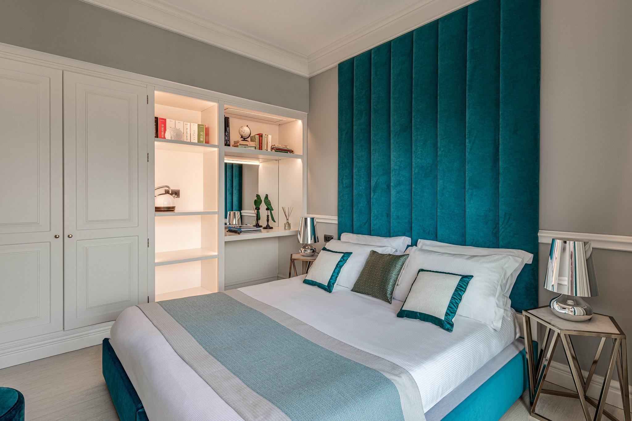 Junior Suite, Hill Side