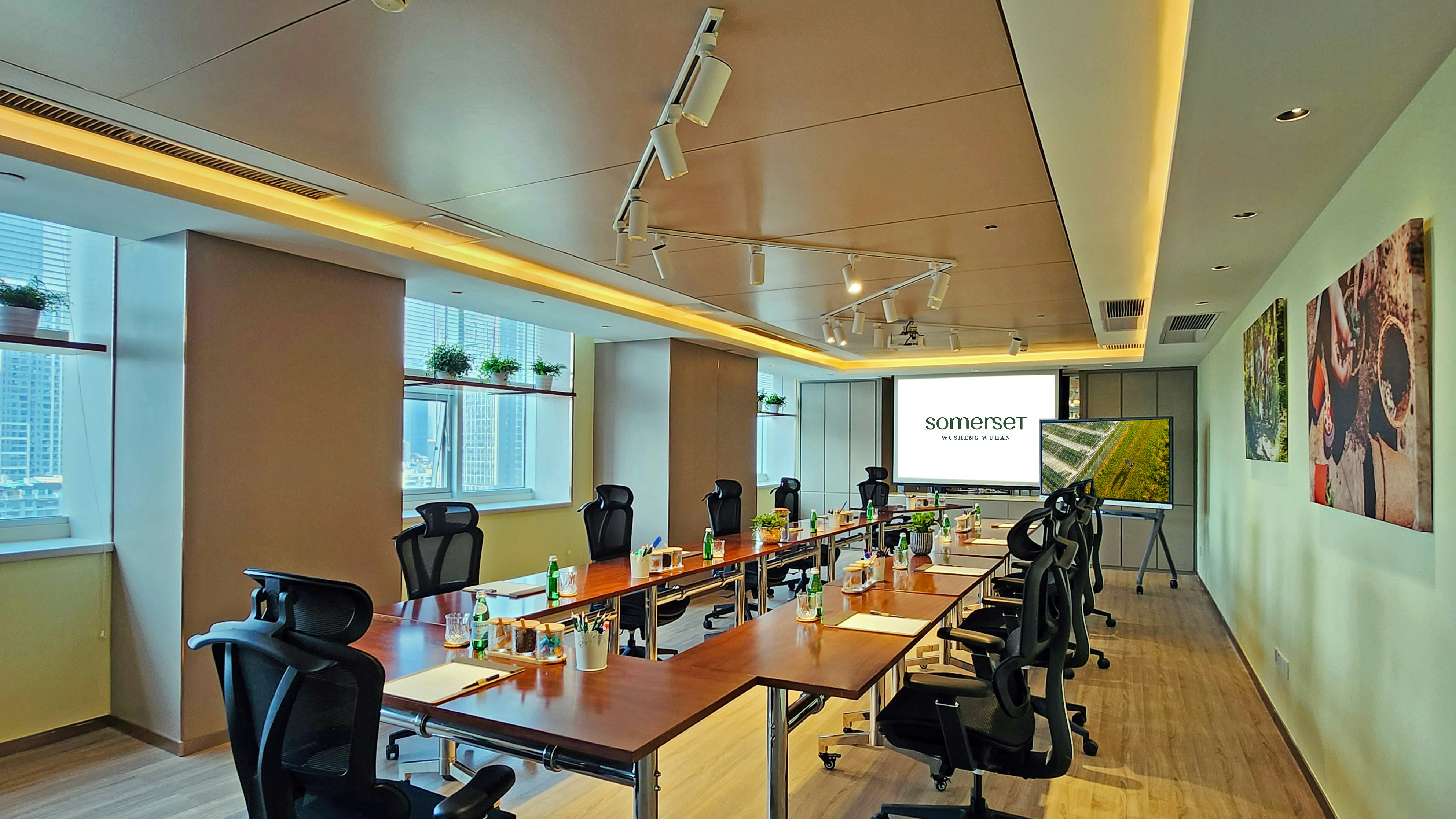 Somerset Wusheng Wuhan 40/48