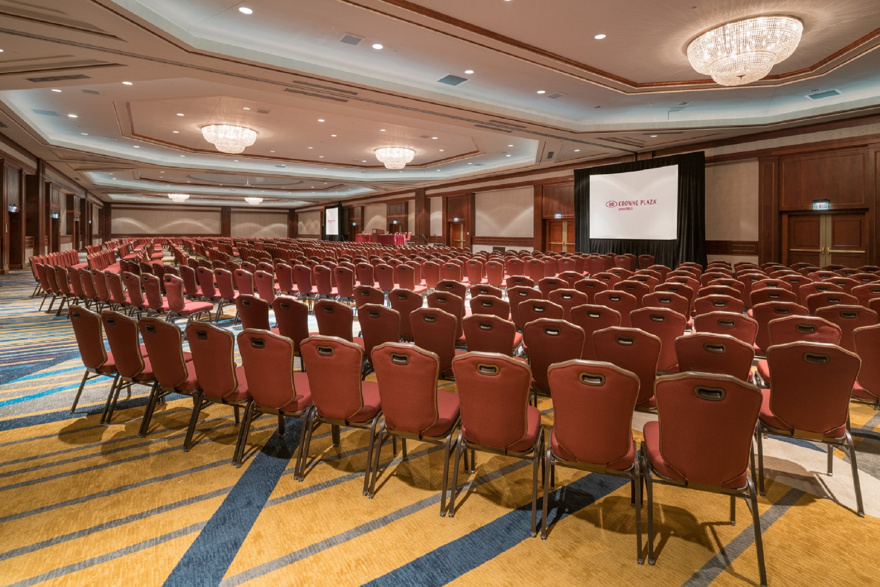 Crowne Plaza Springfield Convention CTR 65/77