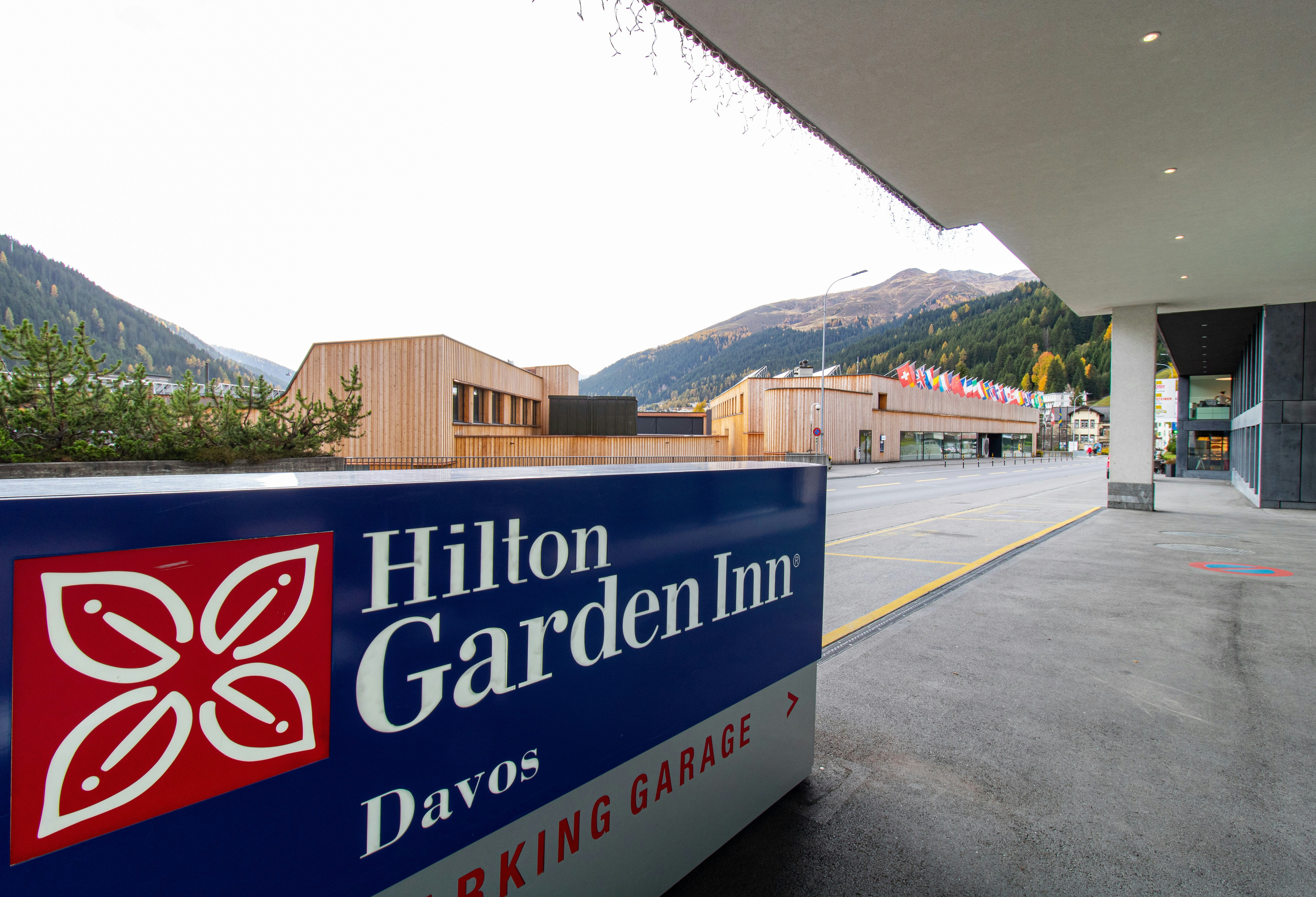 Hilton Garden Inn Davos Hotel 11/76