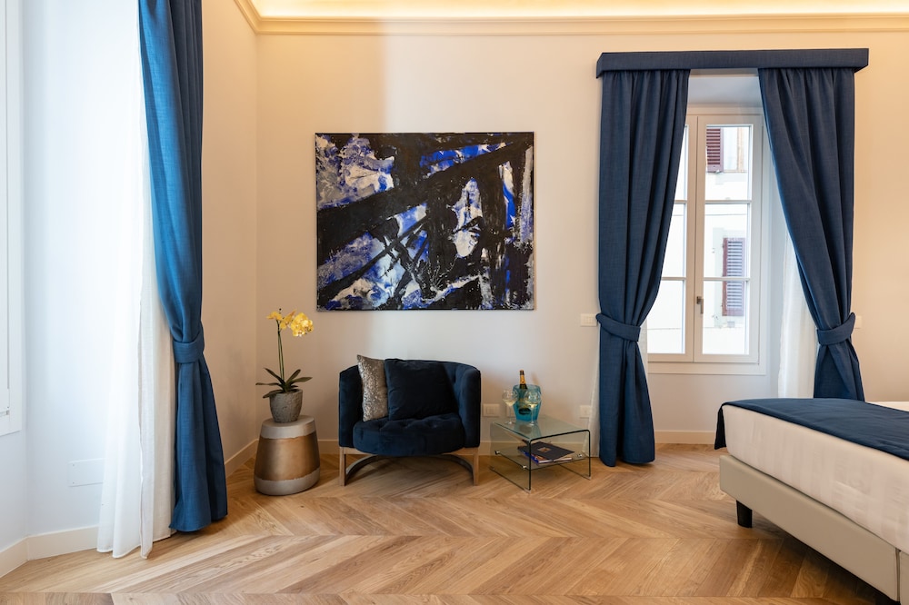 Kairos by Florence Art Apartments 52/74