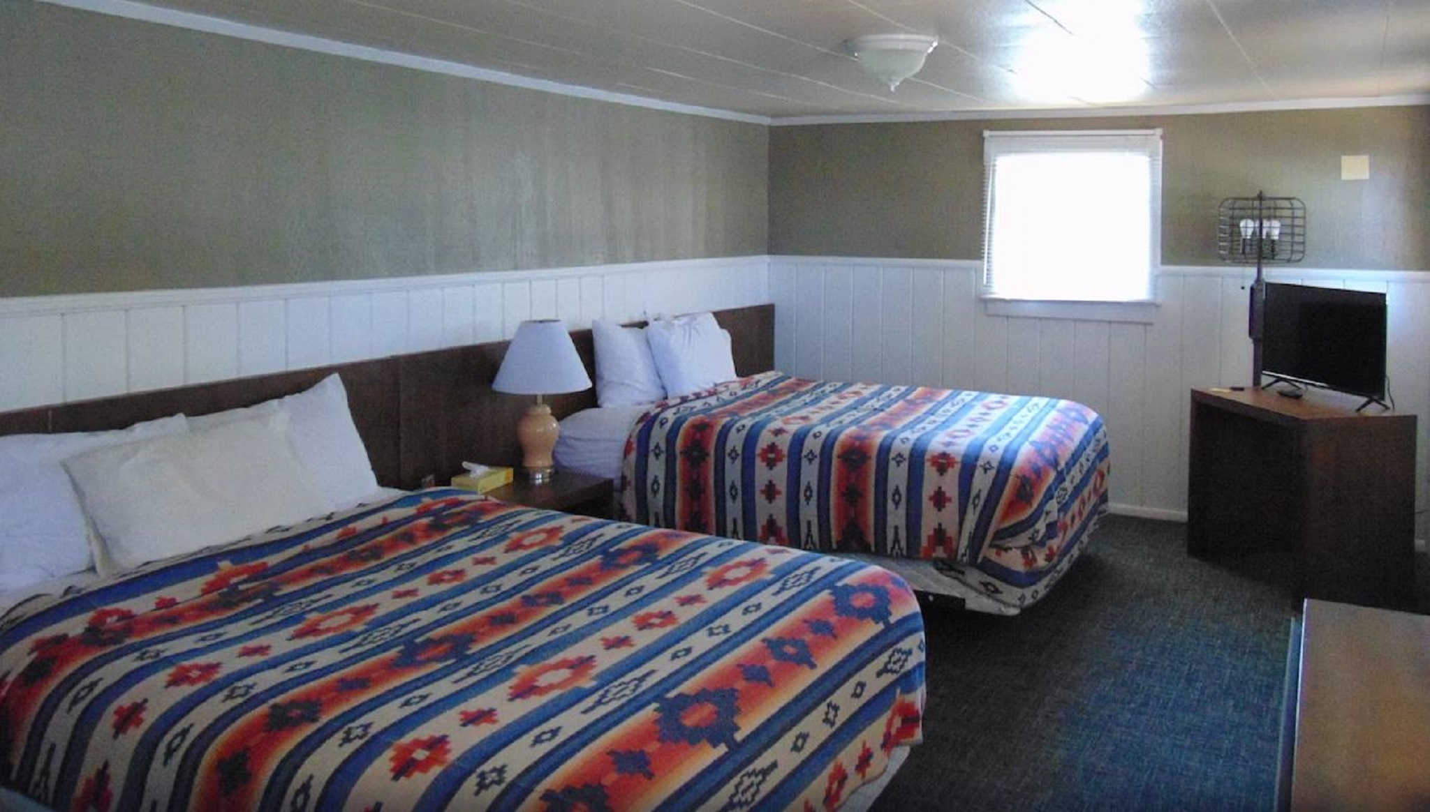 Wild West, 2 Queen Beds