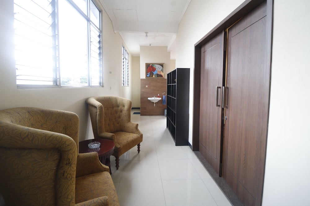 Reddoorz Plus @ Jalan Raden Intan Lampung 24/40