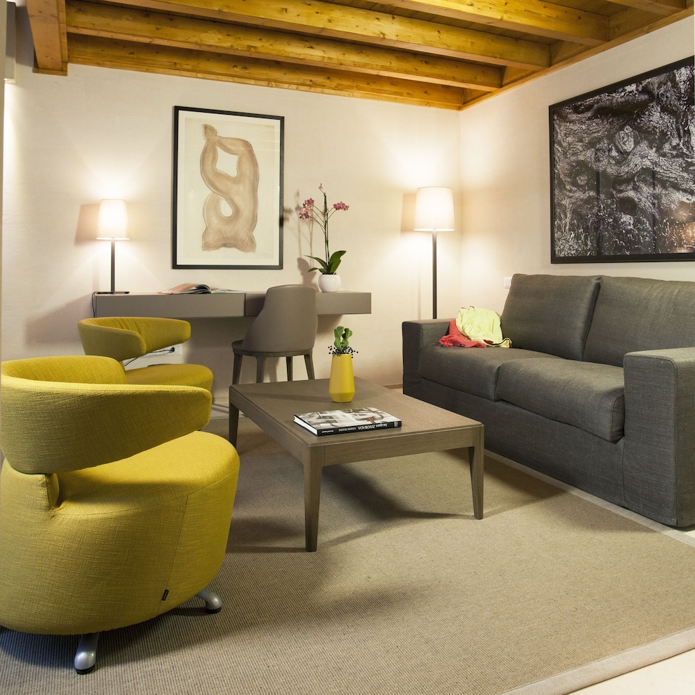 La Fiermontina Luxury Home Hotel 50/77