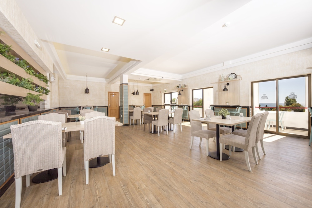 Ukino Terrace Algarve 52/65