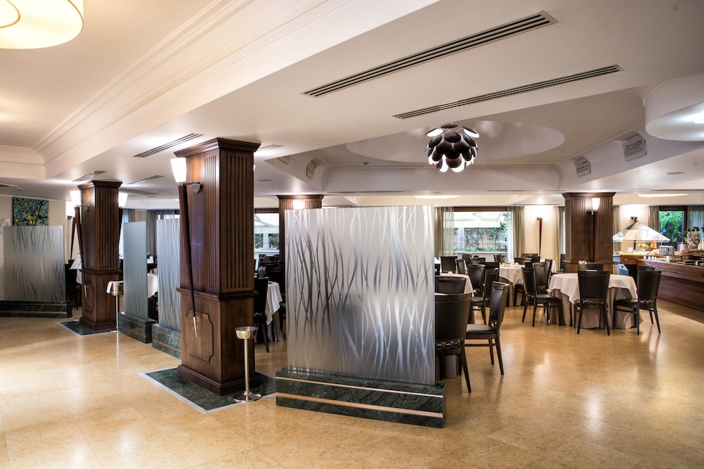 Artemis Hotel 47/69