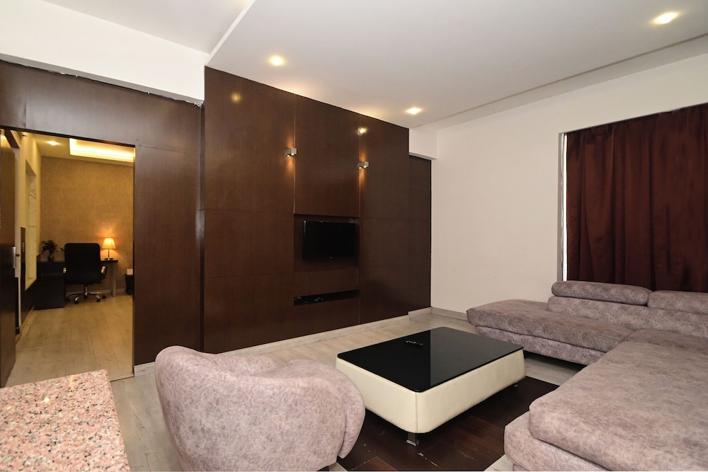 JAGRATI LORDS INN JAIPUR 27/50