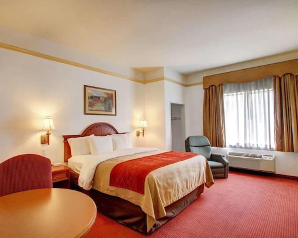 FairBridge Inn & Suites Cleburne 15/62