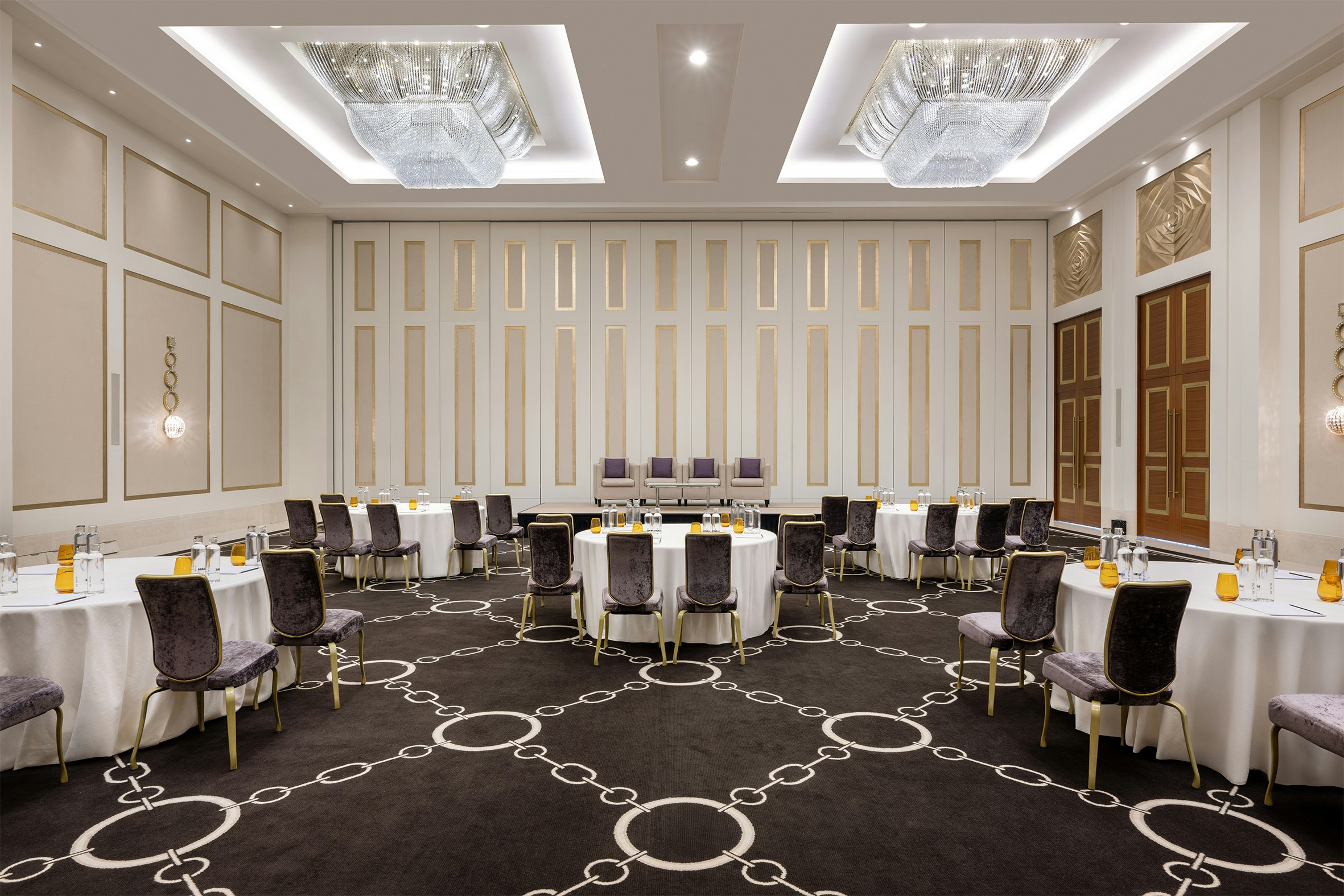 Four Seasons Hotel Abu Dhabi at Al Maryah Island 28/36