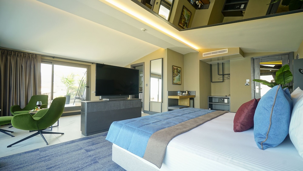 Rudis Otel 18/50