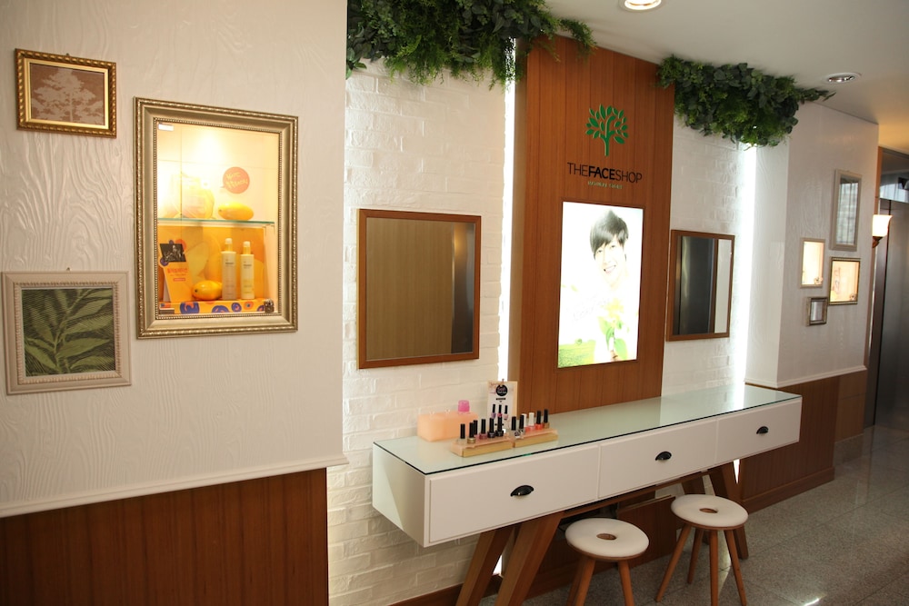 Hotel Skypark Central Myeongdong 6/44
