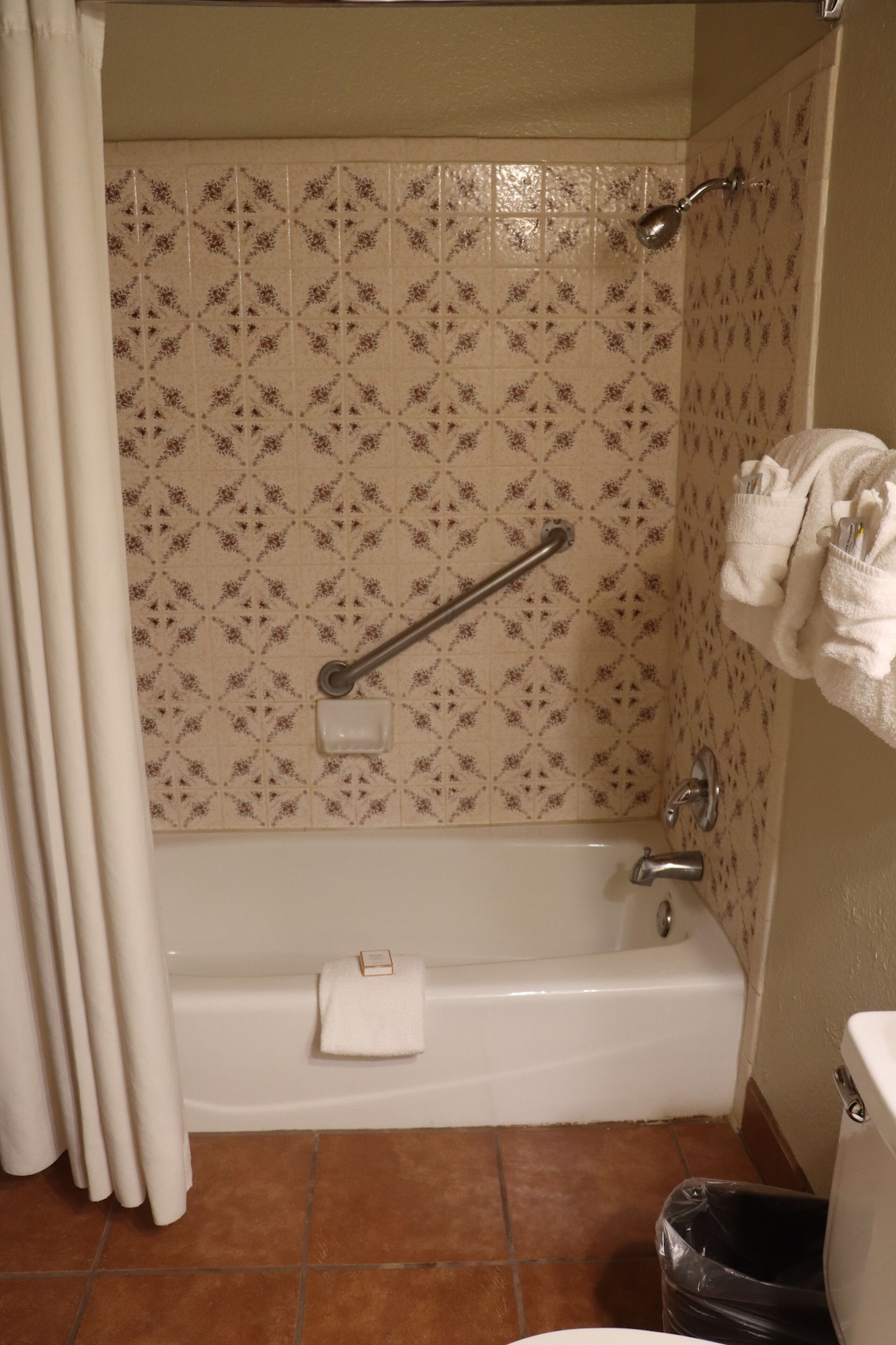 غرفة قياسية بسريرين كوين، Sagebrush Inn Suites 5/5