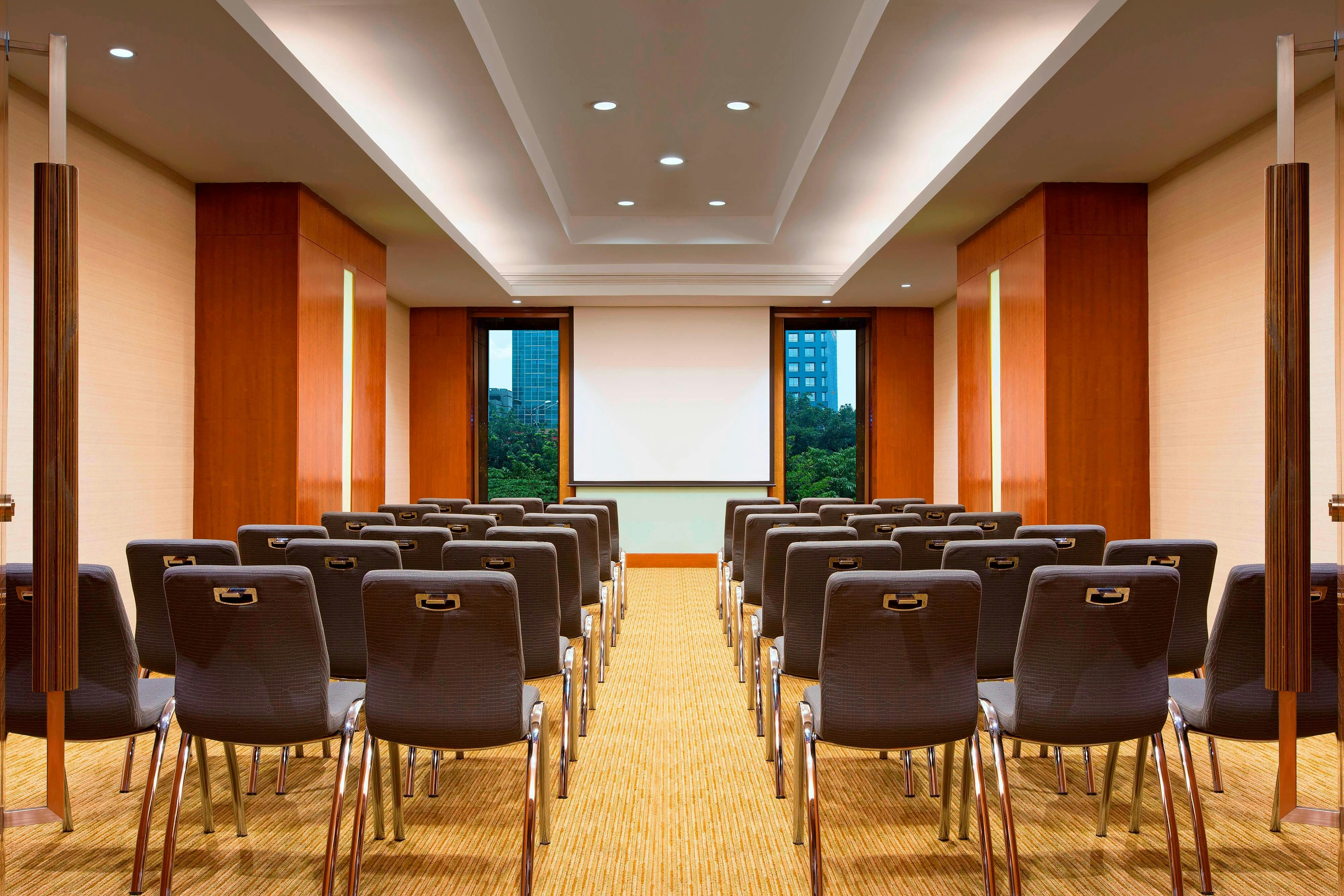 LE MERIDIEN JAKARTA 57/68