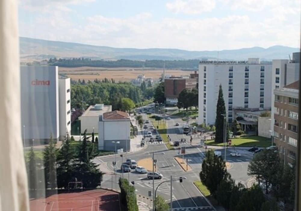 Blanca de Navarra 30/73