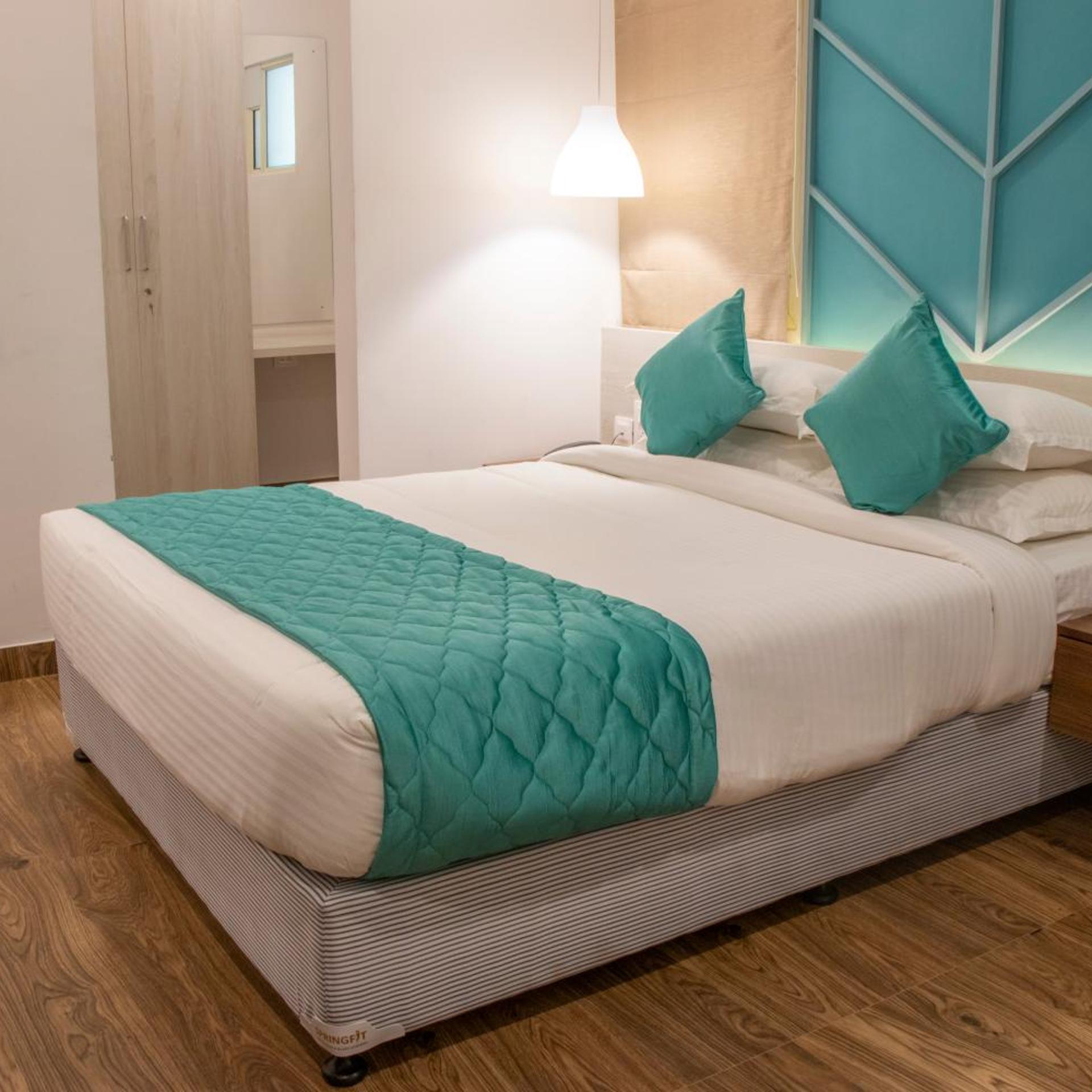 Treebo Trend Yc Grand Boutique Hotel 22/39