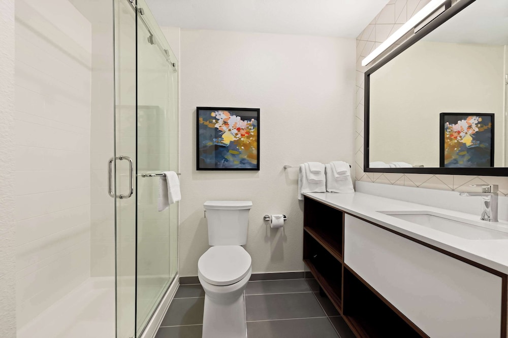 Everhome Suites Huntsville - Research Park 57/60