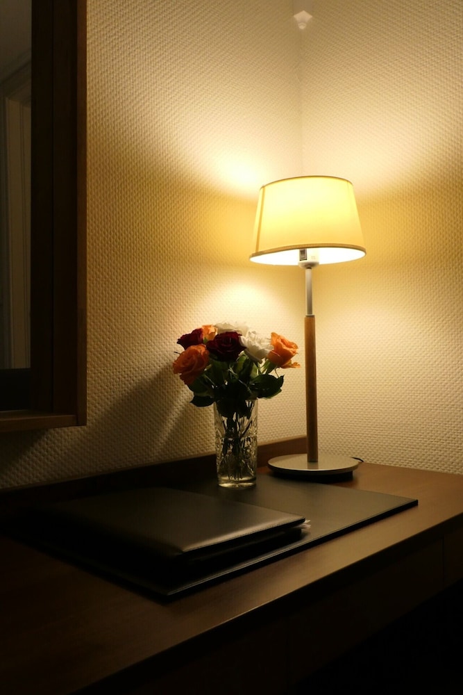 Victoria Hotel 22/50